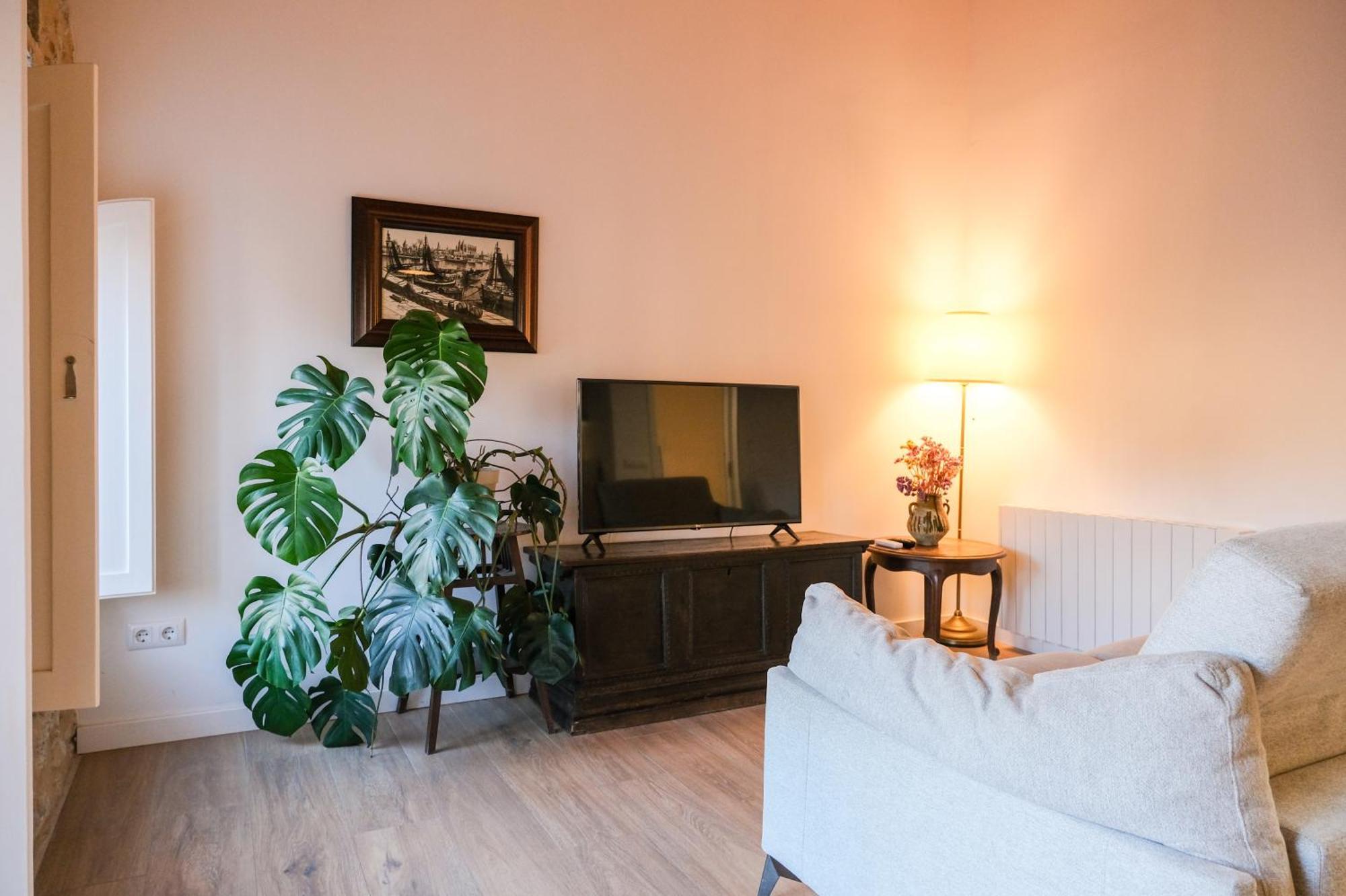 Ganganell Atic Apartamento Con Terraza En Besalú Exteriör bild