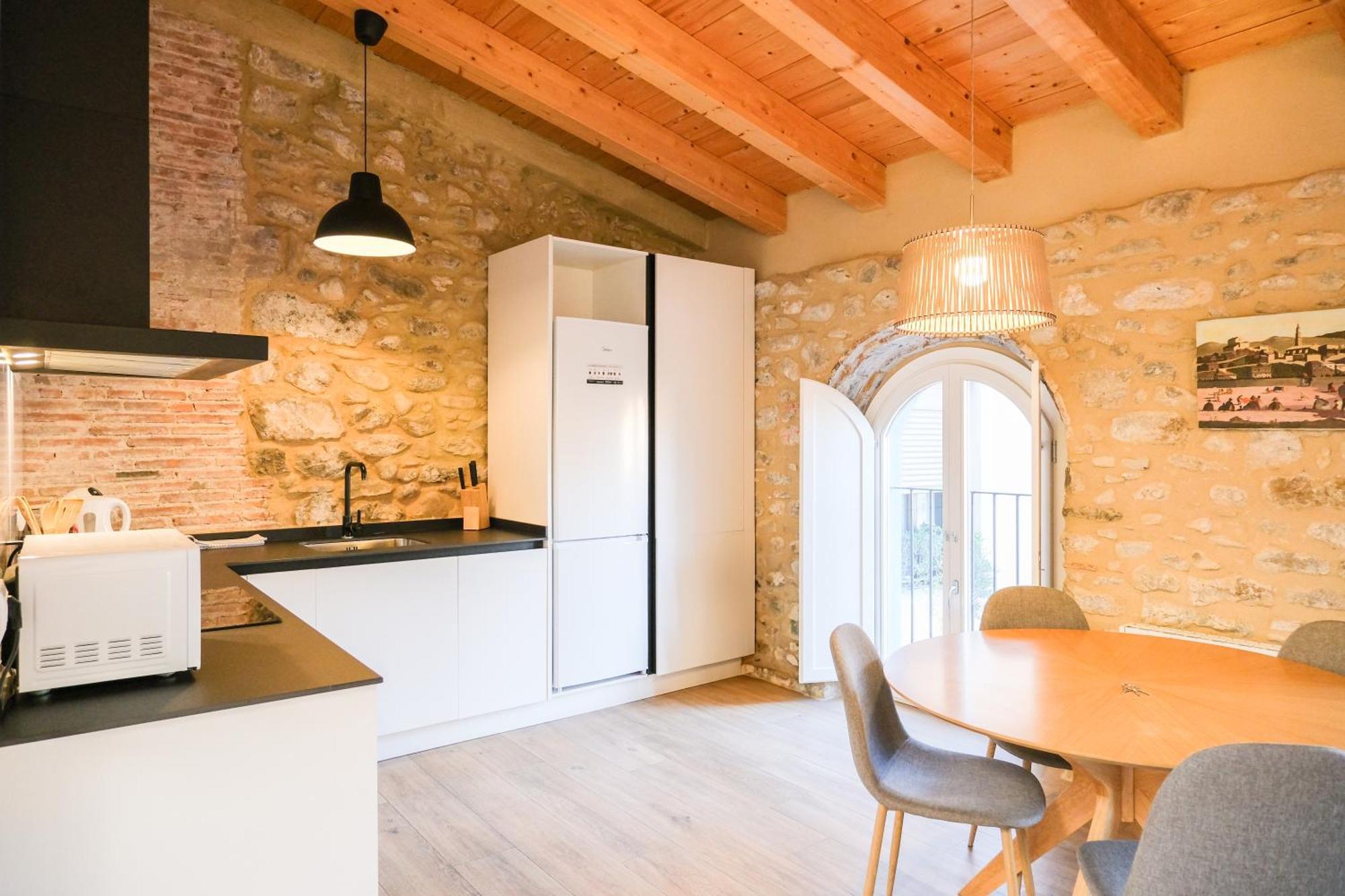 Ganganell Atic Apartamento Con Terraza En Besalú Exteriör bild
