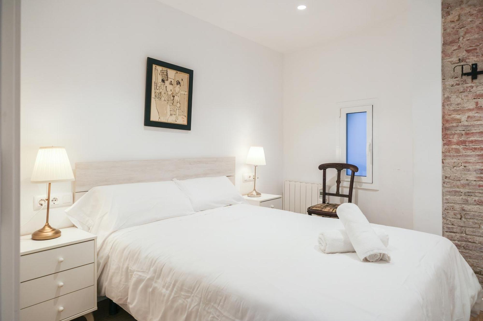 Ganganell Atic Apartamento Con Terraza En Besalú Exteriör bild