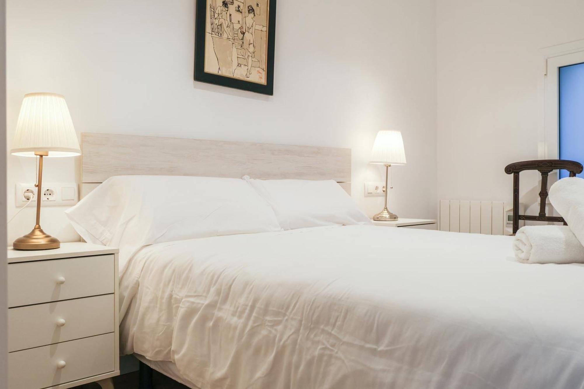 Ganganell Atic Apartamento Con Terraza En Besalú Exteriör bild