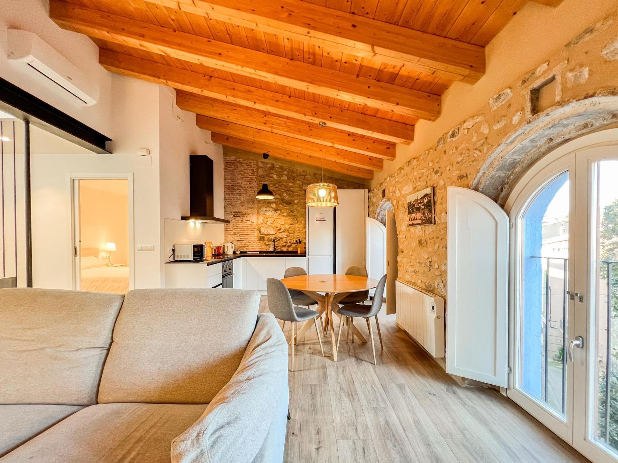 Ganganell Atic Apartamento Con Terraza En Besalú Exteriör bild