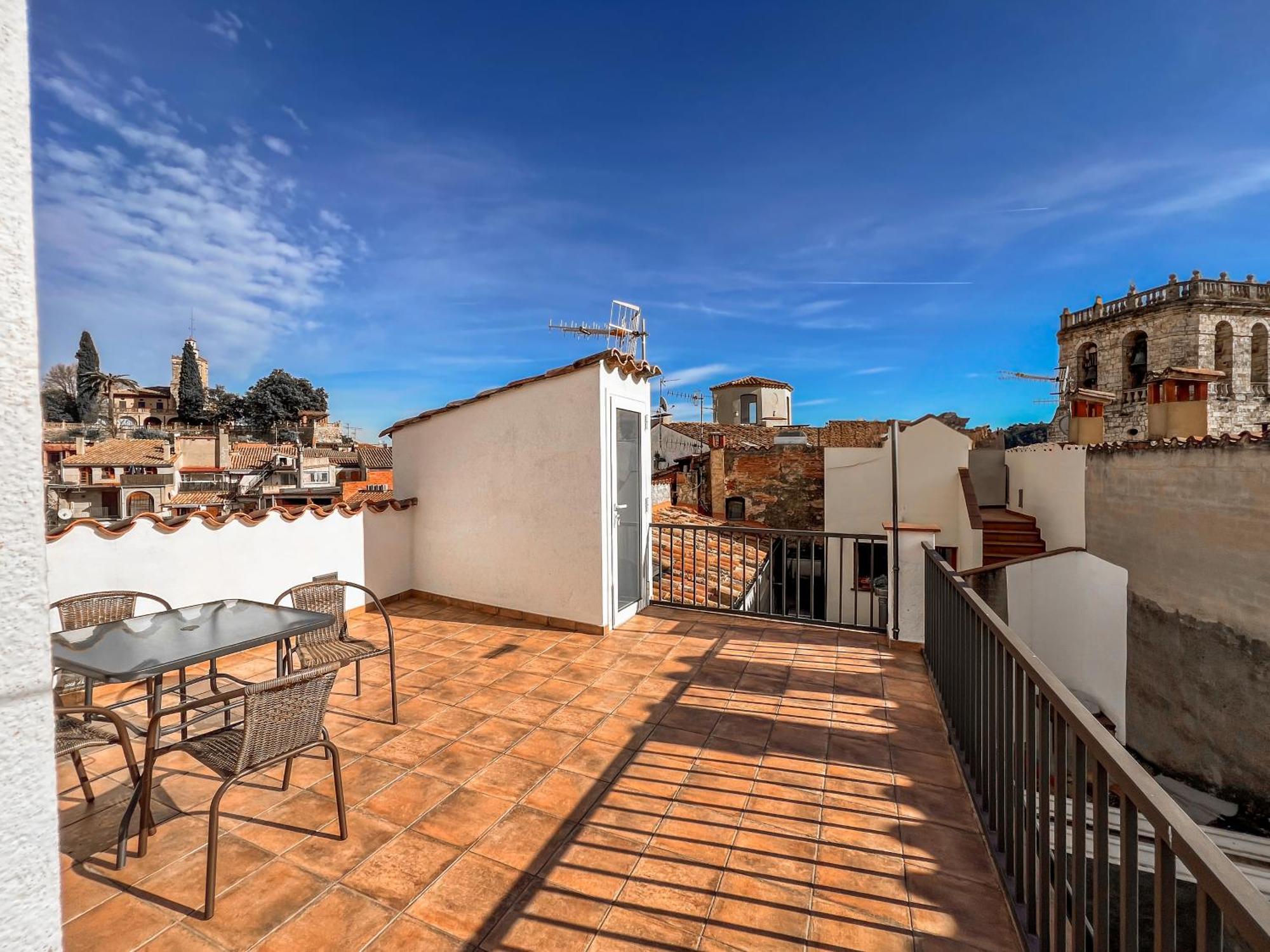 Ganganell Atic Apartamento Con Terraza En Besalú Exteriör bild